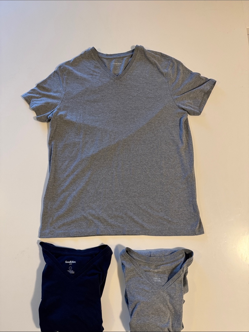 LOT of 3 Goodfellow & Co Men’s Gray & Navy Blue V-Neck T-Shirts